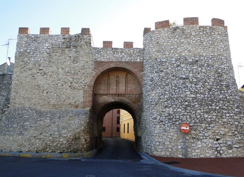 Muralla de Olmedo, Spain